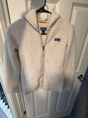Patagonia Cream Sherpa Full-Zip Hooded Jacket